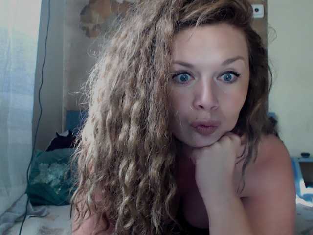 Broadcast Screenshots ---anna---