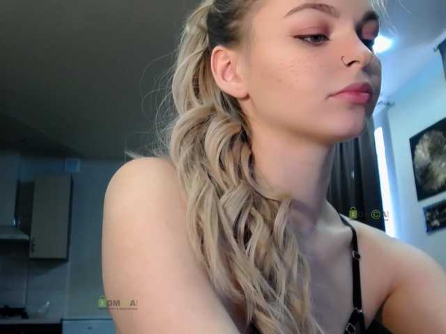Fotos -ASTARTE- Hi, my name is Eva) Tits 200 tokens. Only full private or group. Make love and add me to friends