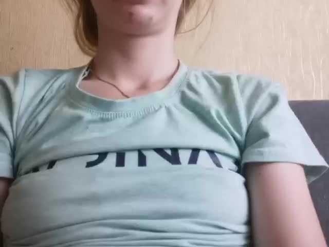 Broadcast Screenshots _studentka_