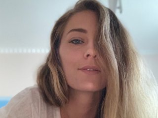Foto af profilen _JuliaSpace_
