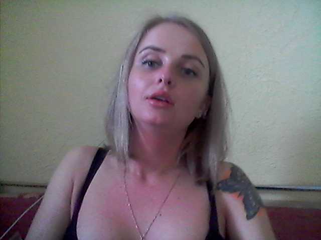 Broadcast Screenshots -love-and-sex