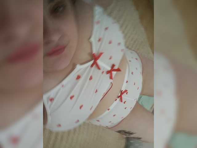 Broadcast Screenshots -Olivia-