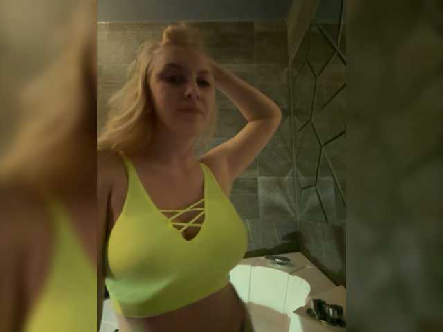 Broadcast Screenshots -SashaSexy-