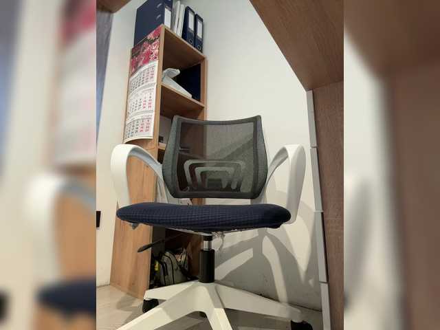 Broadcast Screenshots Brenda_Kiska