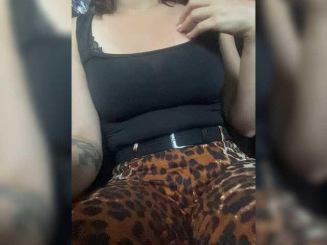 Broadcast Screenshots 1SexReal