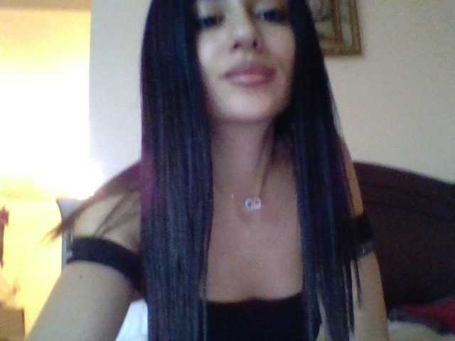 Broadcast Screenshots addellee