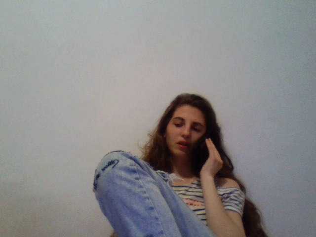 Broadcast Screenshots adela2002