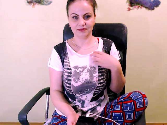 Broadcast Screenshots adelamilfsexy