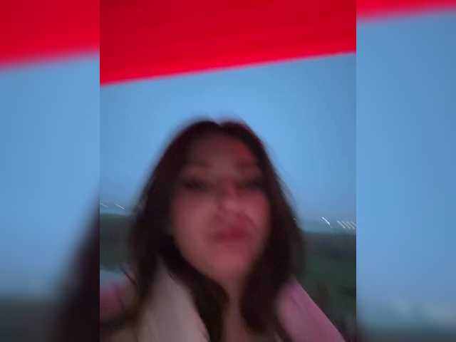 Broadcast Screenshots Adelina21