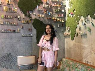 Erotisk videochat adharawalker