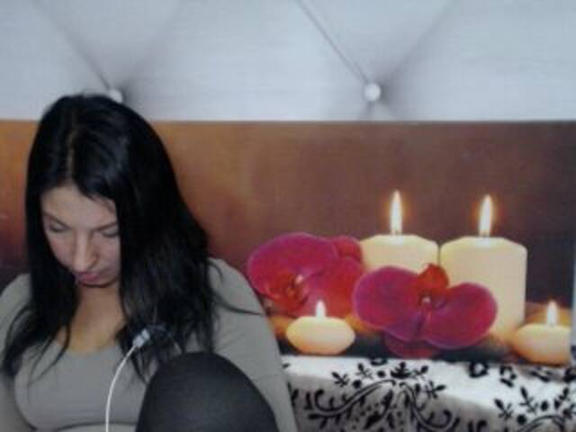 Broadcast Screenshots Aisha255