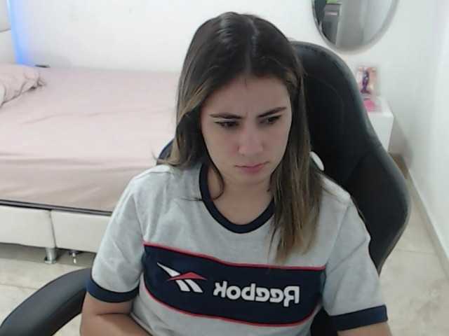 Broadcast Screenshots Alanaperry