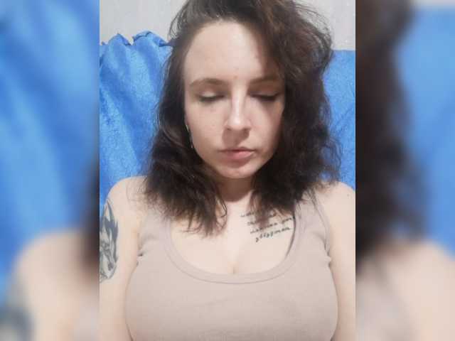 Broadcast Screenshots AlexaLaCrystal