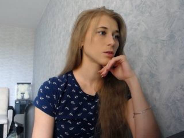 Broadcast Screenshots Alice88888