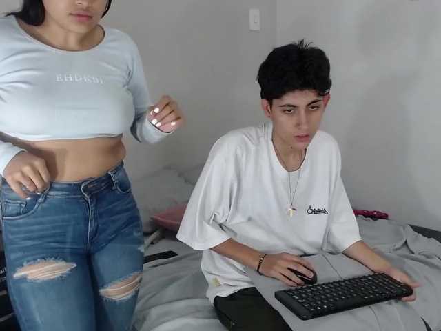 Fotos Aliceandstiven Hello guys we are new, we will get Stiven to fuck me with your strapon today! Would you like a double squirt? #new #strapon #girls #squirt #18 #