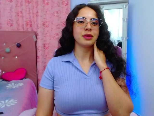 Broadcast Screenshots AliciaMarquez