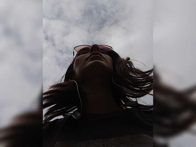 Broadcast Screenshots AlienKamila