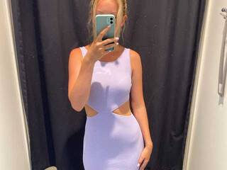 Erotisk videochat Alina-miy