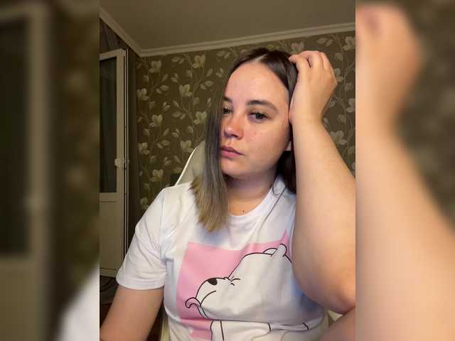 Broadcast Screenshots MissAlina_