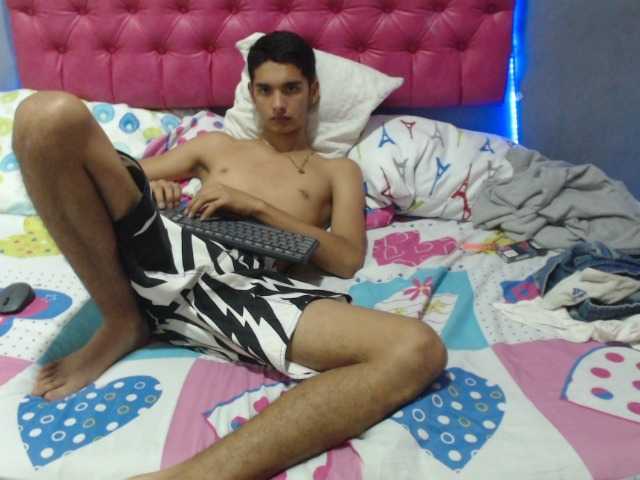 Broadcast Screenshots Alysaandevan