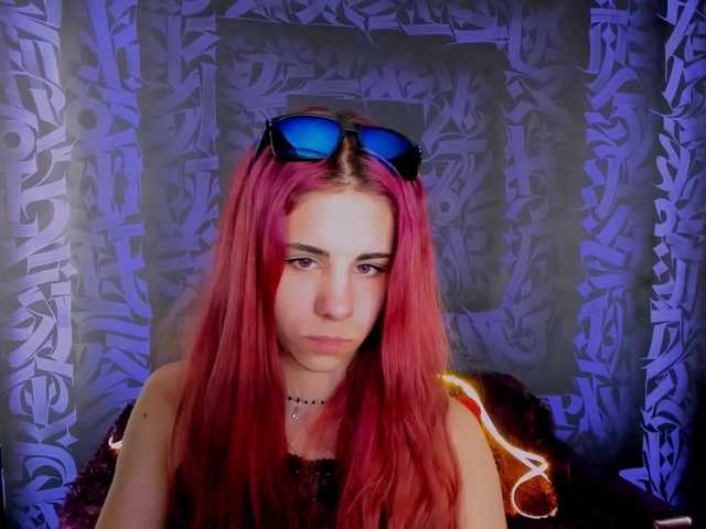 Broadcast Screenshots AmandaHillls