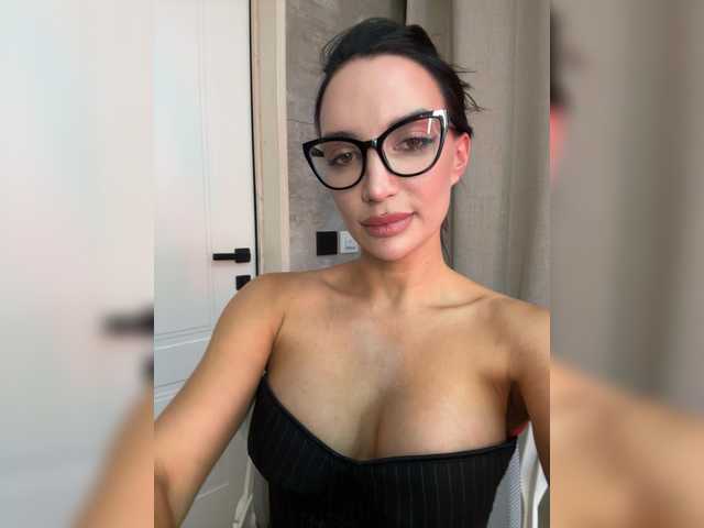 Broadcast Screenshots Vivien_