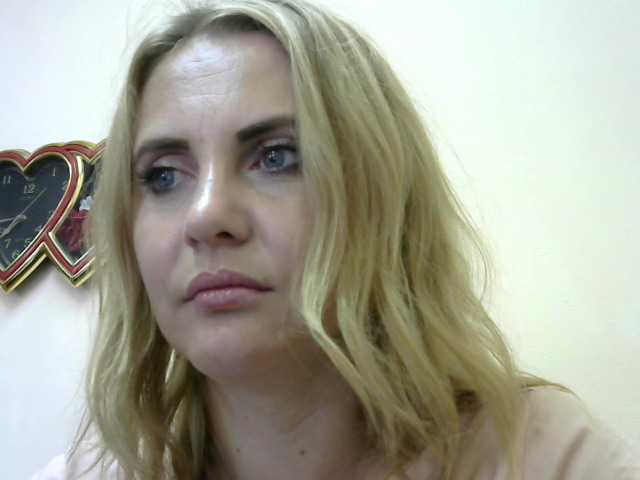 Broadcast Screenshots AmeliaNelson