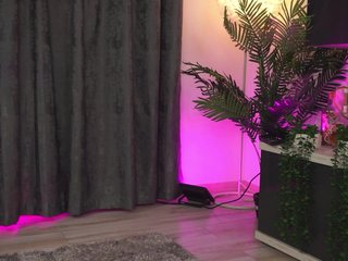 Erotisk videochat AmiraRoshen