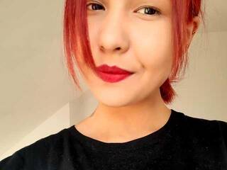 Erotisk videochat AmiyaSyn