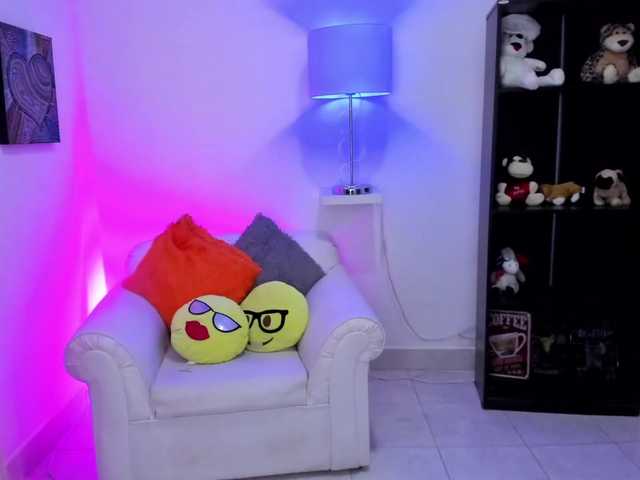 Broadcast Screenshots amy-stevenson