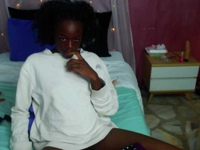 Broadcast Screenshots andreavenus