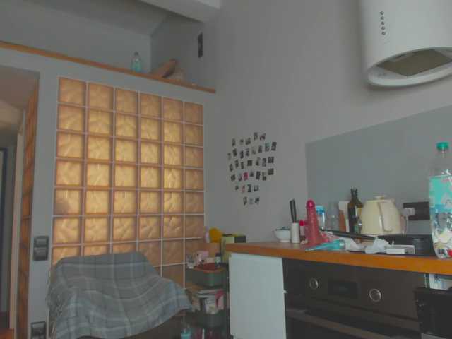 Broadcast Screenshots angela1555