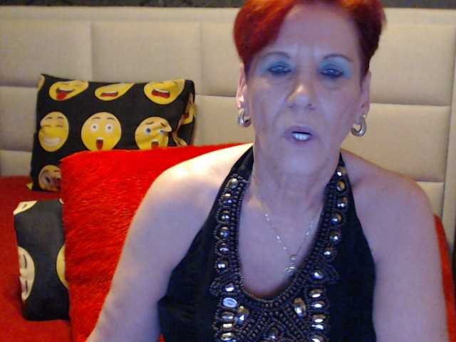 Fotos ANGELGRANNY welcom guys..pm..50 tk..pussy or ass..100..tits or feet..50..let s have fun