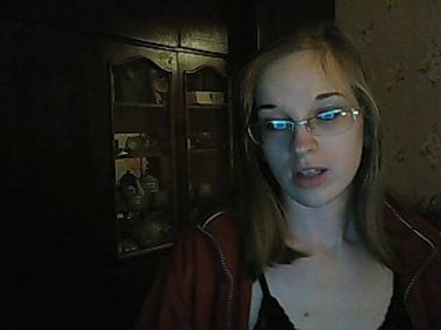 Broadcast Screenshots Angelpussy1