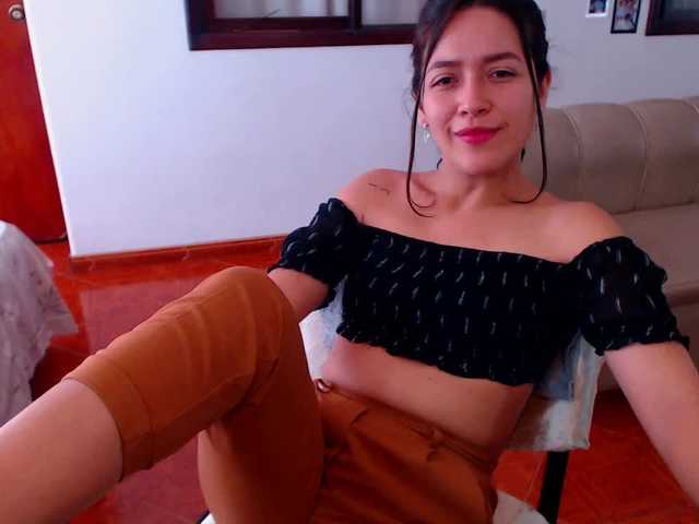 Broadcast Screenshots AngieGil
