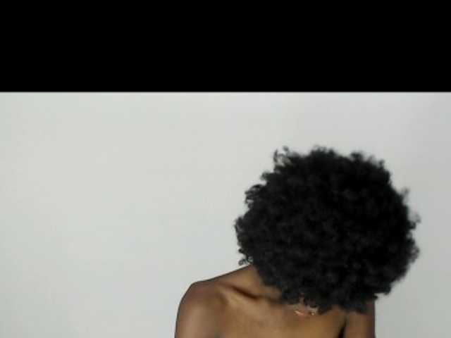 Broadcast Screenshots anna-cotte