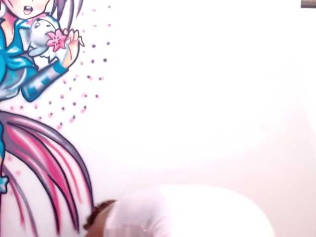 Broadcast Screenshots anna-holly