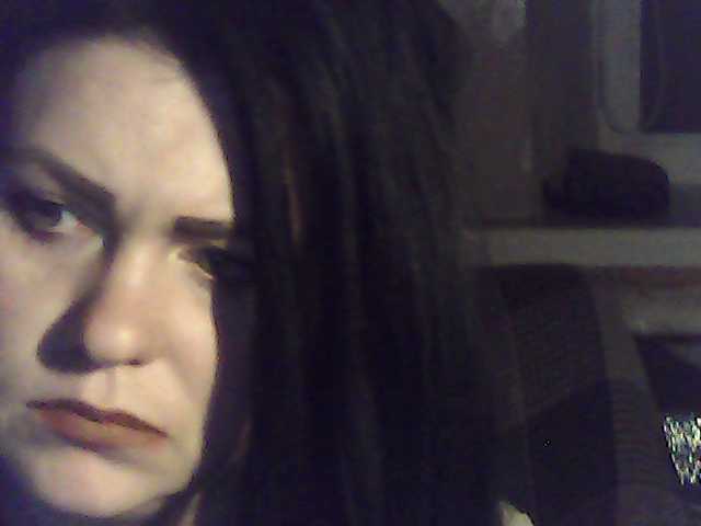 Broadcast Screenshots Anellee