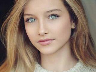 Erotisk videochat AnnieBogdanov