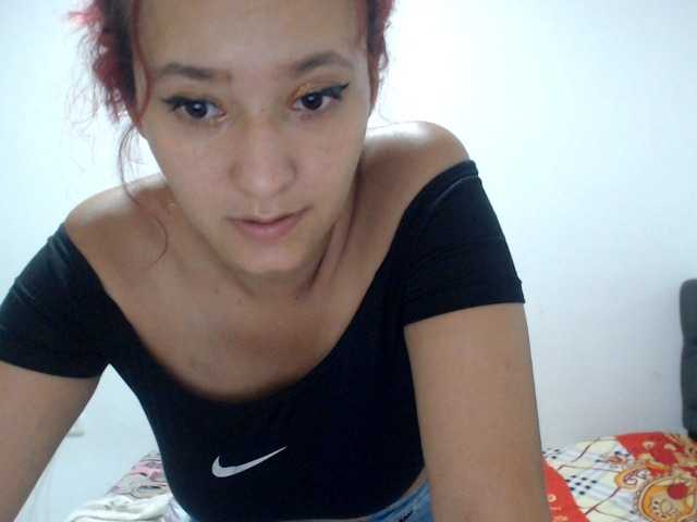 Broadcast Screenshots annieclark