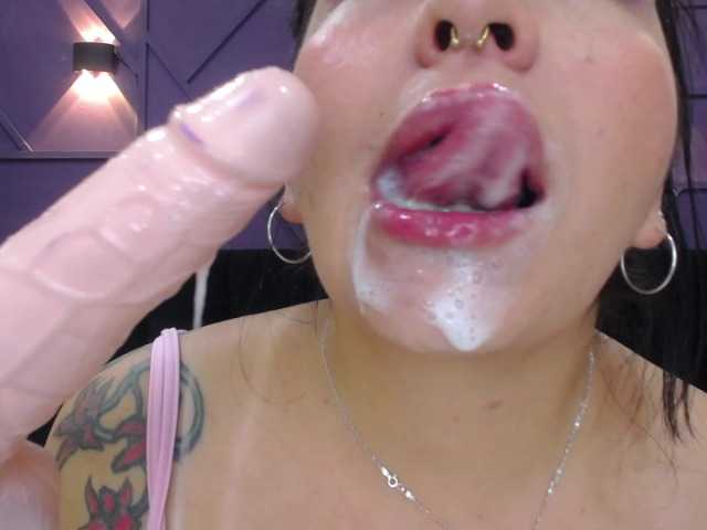 Fotos Anniieose i want have a big orgasm, do you want help me? #spit #latina #smoke #tattoo #braces #feet #new