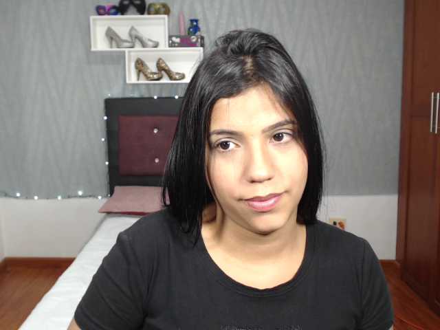 Fotos Antonella21 Hello Huns , Im so Excited for being here with all of you, check out my Games and Reach my GOAL, besides tip me for Any Special Request/ Once my goal is reached i Will CUM