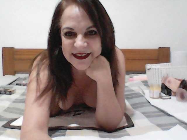 Broadcast Screenshots any-kitten