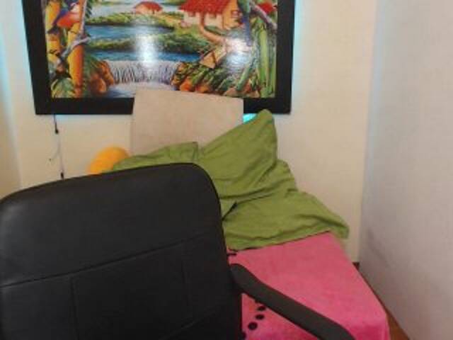 Broadcast Screenshots Arleth-Hot