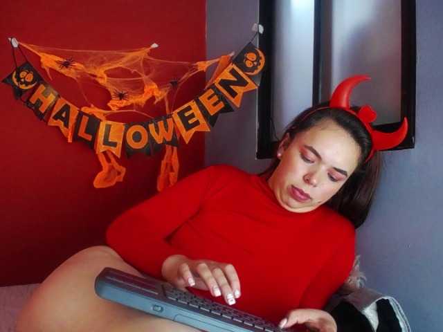 Broadcast Screenshots Ashly-Jonsson