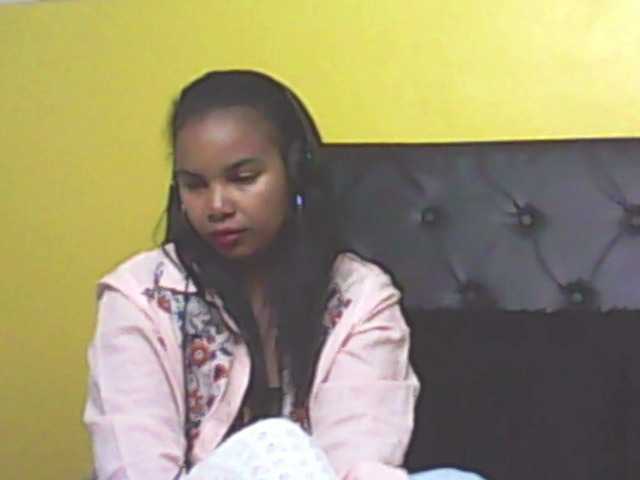 Broadcast Screenshots AsmiraPink