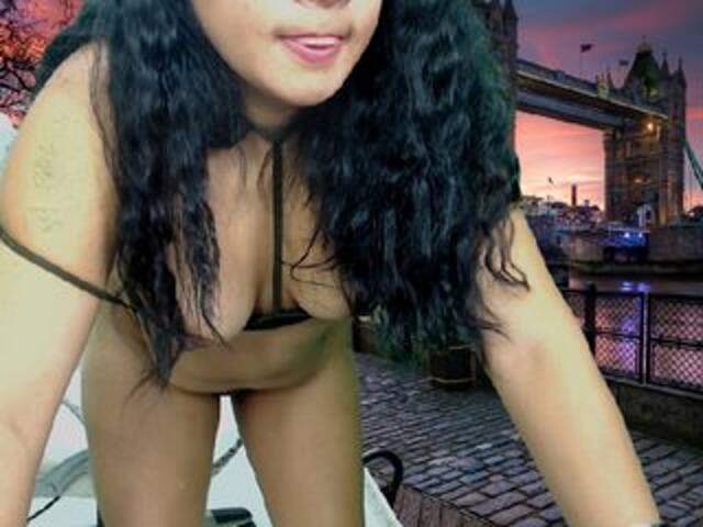 Broadcast Screenshots Auraonlive