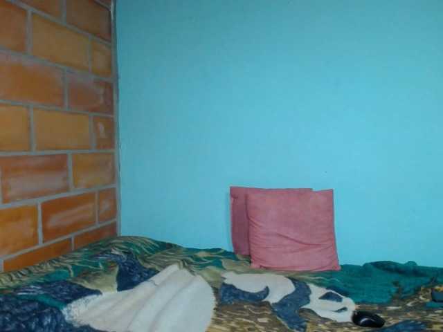 Broadcast Screenshots Axel-Bianca