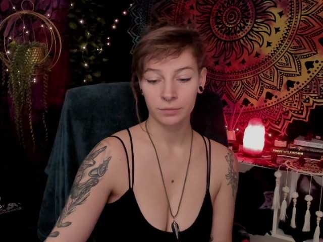 Broadcast Screenshots BayleeDesire