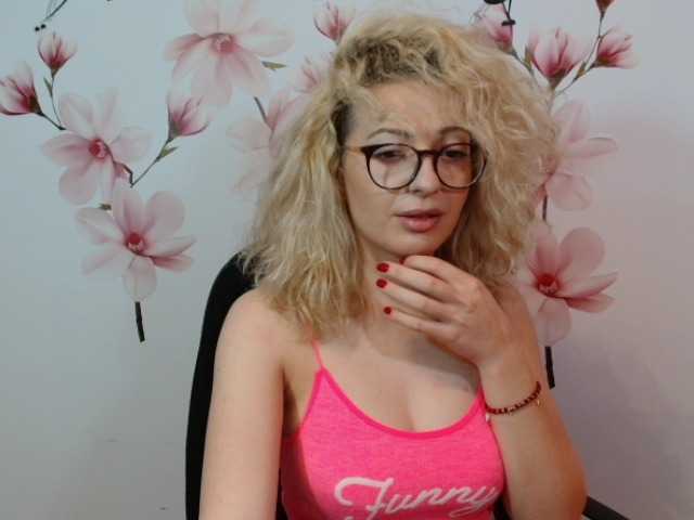 Broadcast Screenshots bellaajoe